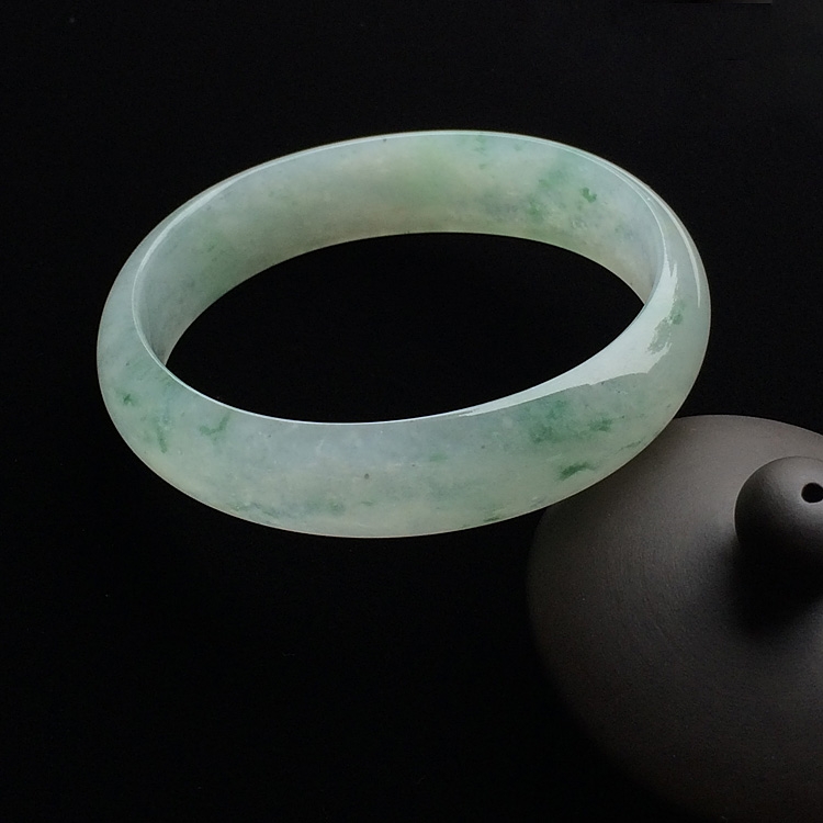 （超值推荐）冰种飘花贵妃镯（57mm-50.3mm）