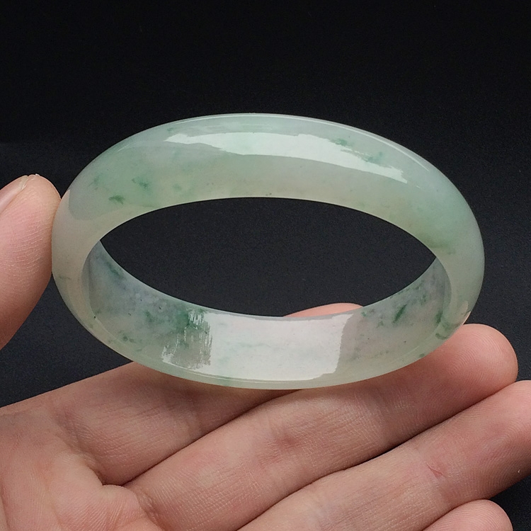 （超值推荐）冰种飘花贵妃镯（57mm-50.3mm）