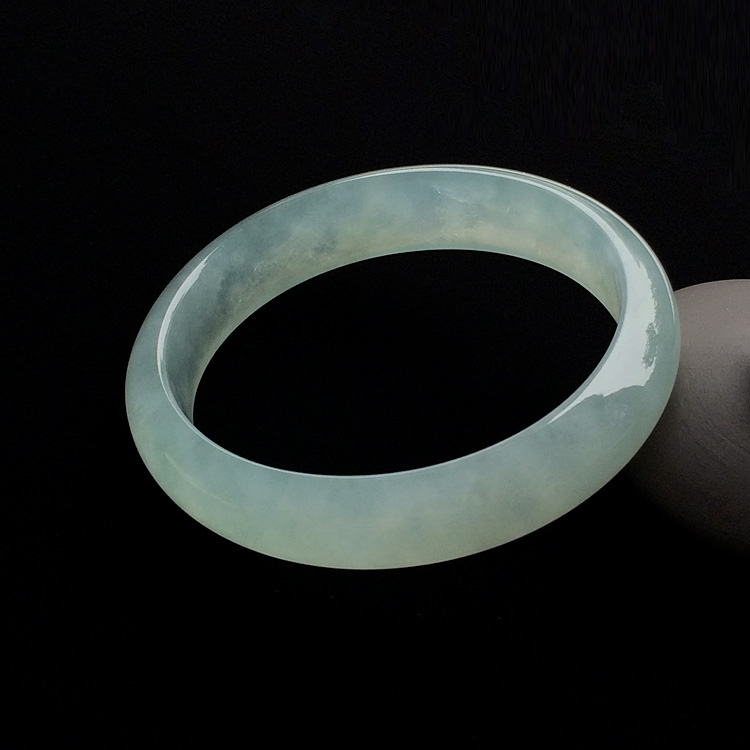 （超值推荐）冰种晴水贵妃镯（58mm-50.3mm）