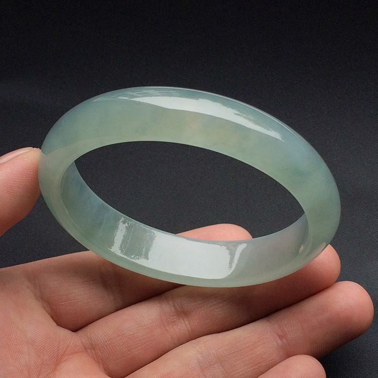 （超值推荐）冰种晴水贵妃镯（58mm-50.3mm）
