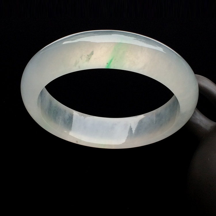 （超值推荐）冰玻种略飘翠手镯（60.6mm）