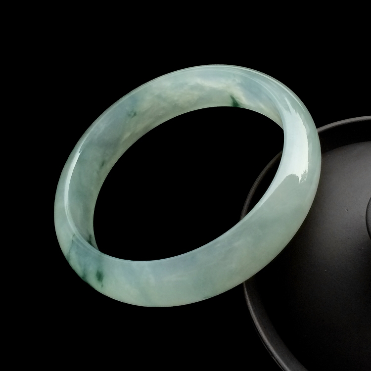 （超值推荐）冰种飘花手镯（59.8mm）