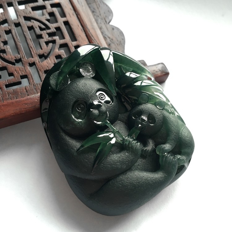 (超值推荐)冰种墨翠母子情深挂件