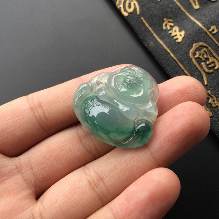 (超值推荐)冰种飘花玉佛挂件