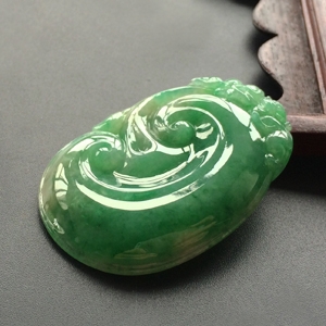 (超值推荐)糯冰种翠色如意挂件