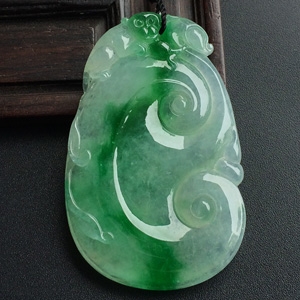 （超值推荐）冰种飘绿花如意挂件