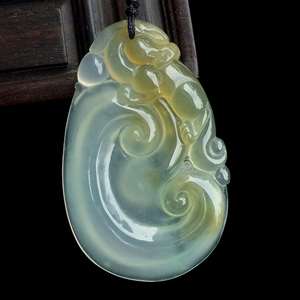 冰种黄翡如意挂件