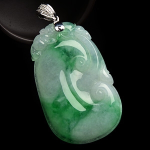 (超值推荐)糯冰种飘翠如意挂件