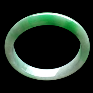 （超值推荐）糯冰种飘阳绿手镯（58.4mm）