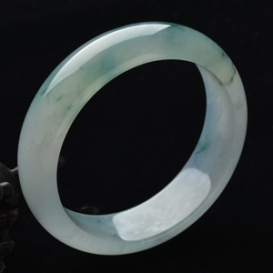 (超值推荐)冰种飘花手镯(57mm)