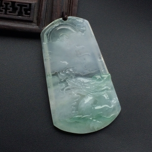 冰种晴水龙牌挂件