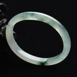 (超值推荐)冰种飘花贵妃镯(53mm-45.5mm)