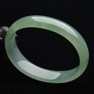 (超值推荐)冰种晴水贵妃镯(55.5mm-45.6mm)