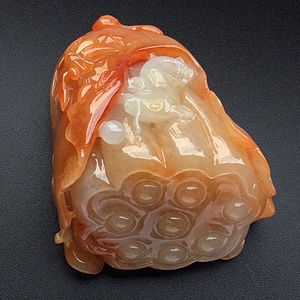 （超值推荐）糯冰种红黄翡年年有余挂件