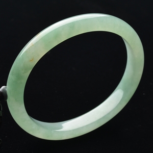 (超值推荐)糯冰种晴水飘花贵妃镯(57mm-49.1mm)