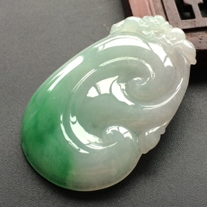 (超值推荐)糯冰种飘翠如意挂件