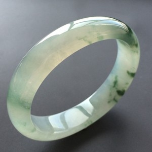 (超值推荐)冰种飘花贵妃镯(55.4mm-48.5mm)