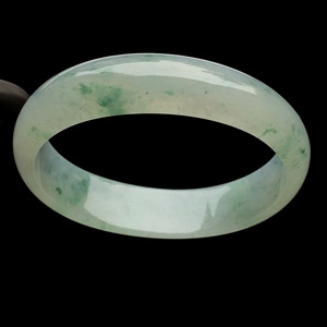 （超值推荐）冰种飘花贵妃镯（57mm-50.3mm）