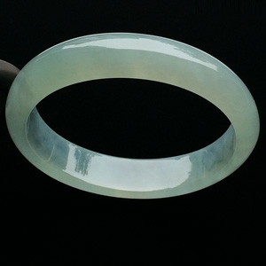 （超值推荐）冰种晴水贵妃镯（58mm-50.3mm）