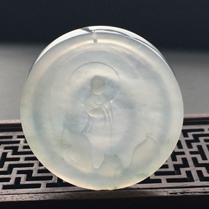 (超值推荐)冰玻种淡晴水莲悟挂件