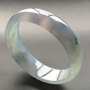(超值推荐)冰种淡紫罗兰飘花贵妃镯(58.4mm-51.3mm)