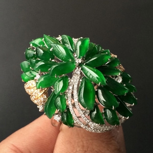 (超值推荐)冰种蓝绿花镶白金钻石型戒指/胸坠两用