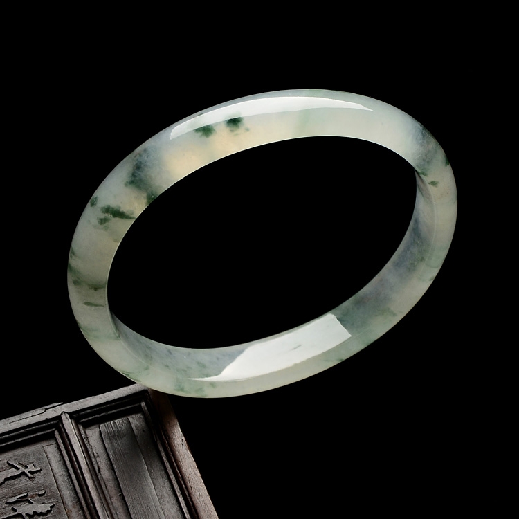 （超值推荐）冰种飘花贵妃镯（56.1mm-47.3mm）