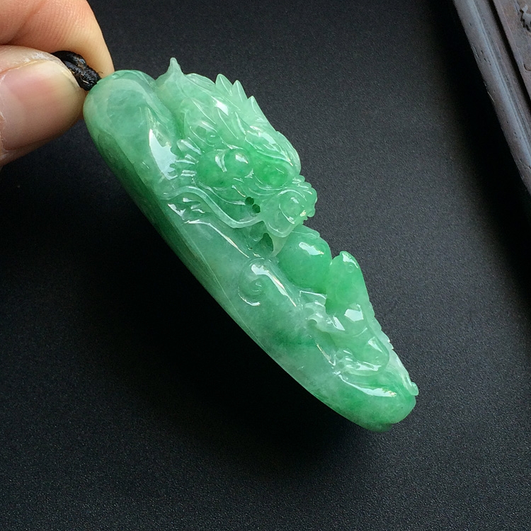 糯冰种豆色望子成龙挂件