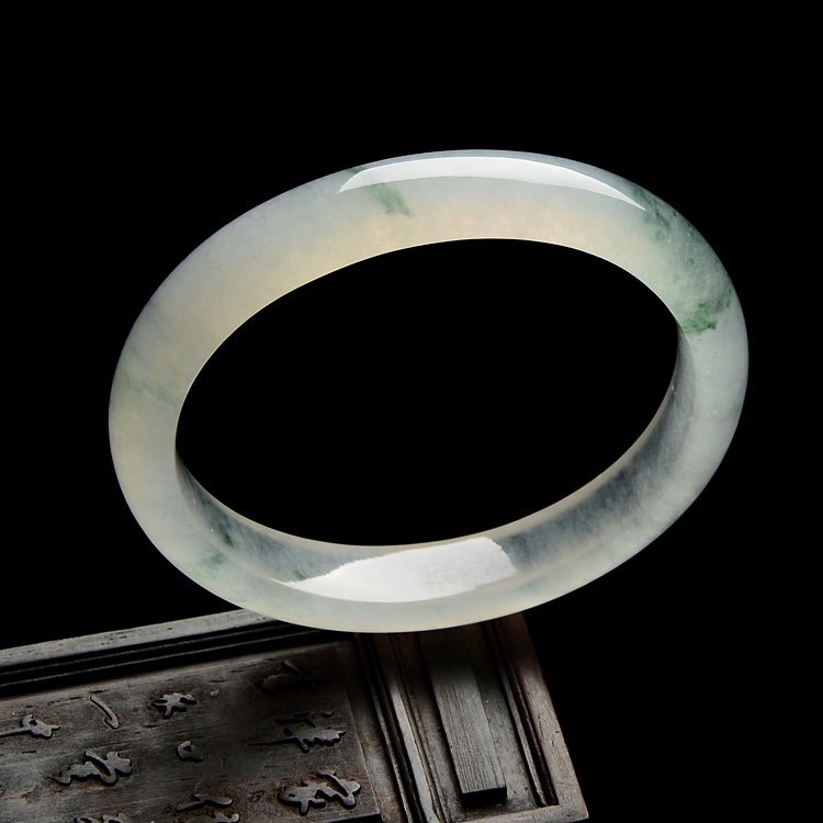 （超值推荐）冰种飘花贵妃镯（59mm-51.3mm）