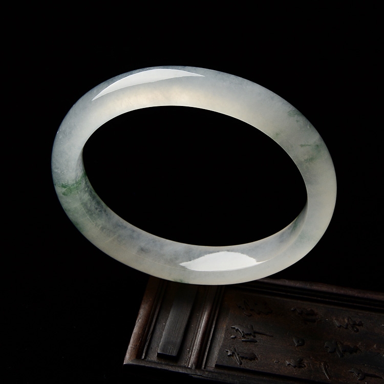 （超值推荐）冰种飘花贵妃镯（59mm-51.3mm）