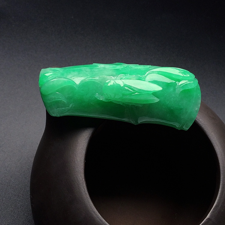 糯冰种翠色节节高挂件