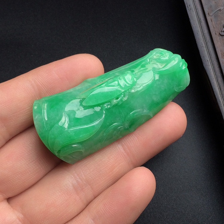糯冰种翠色节节高挂件