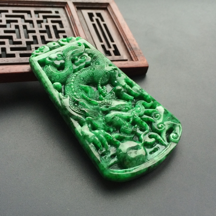 (超值推荐)糯冰种花青龙腾四海挂件