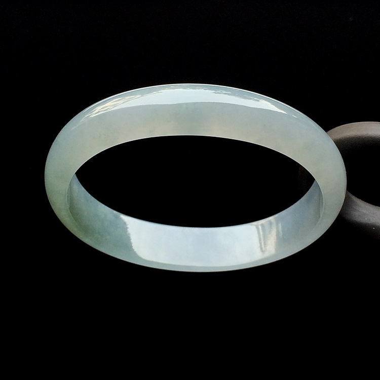 （超值推荐）糯冰种晴水贵妃镯（54mm-46.6mm）