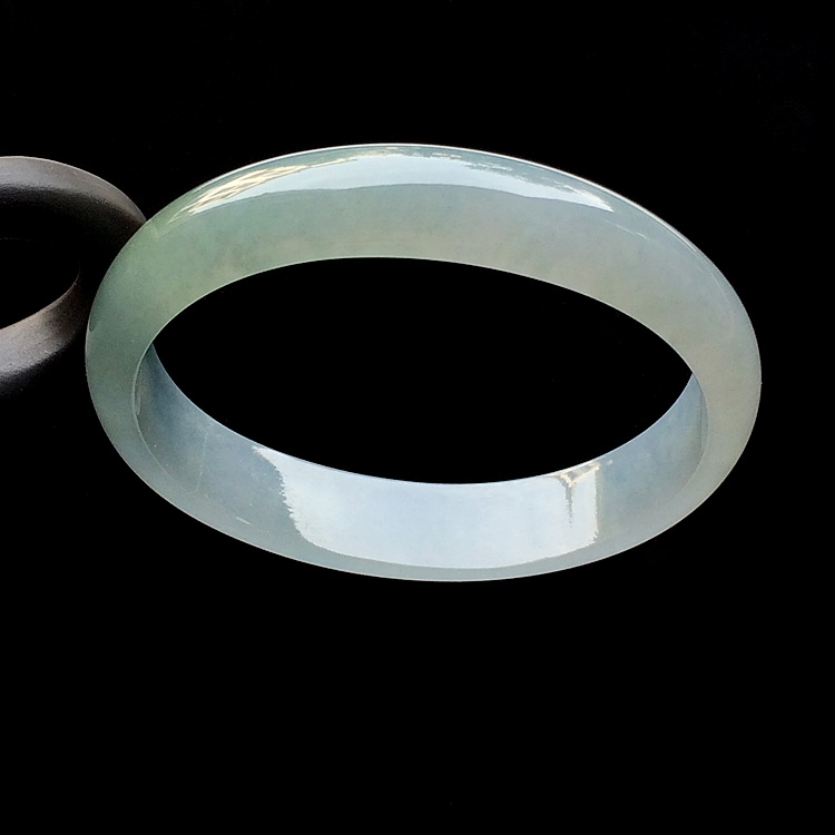 （超值推荐）糯冰种晴水贵妃镯（54mm-46.6mm）