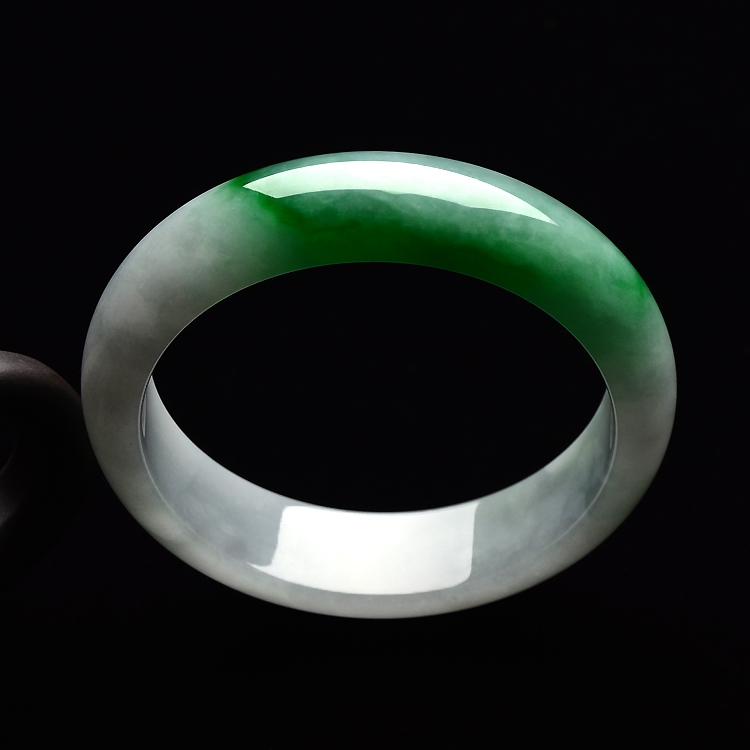 （超值推荐）糯冰种飘阳绿手镯（54.8mm）