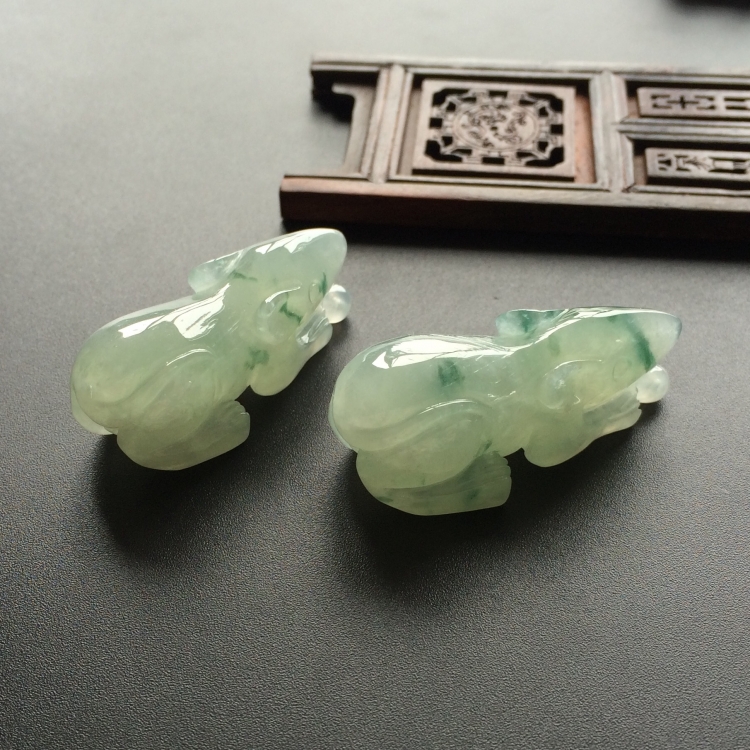 (超值推荐)糯冰种晴水飘花玉鼠挂件(一对)