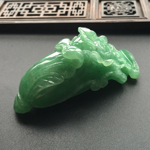 (超值推荐)糯冰种菠菜绿百财挂件