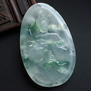 （超值推荐）（高松峰大师作品）冰玻种飘花普度众生挂件