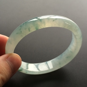 (超值推荐)冰种飘花贵妃镯(57.5mm-50.2mm)