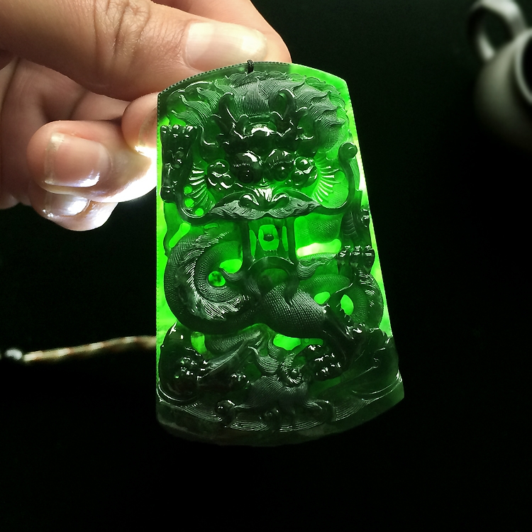 (超值推荐)冰种油青龙牌挂件