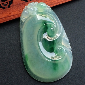 （超值推荐）冰种飘花如意挂件