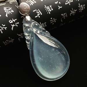 （超值推荐）冰玻种晴水略飘花双龙如意挂件