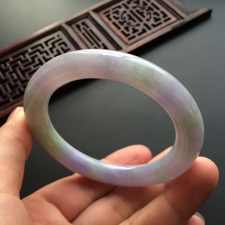 (超值推荐)糯冰种紫罗兰带晴水圆条手镯(54.7mm)