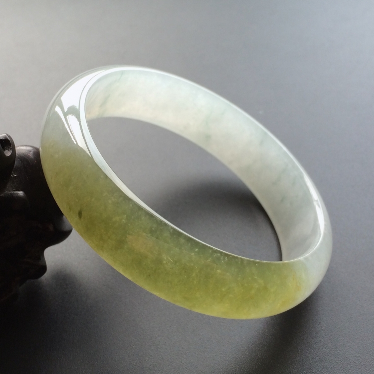 (超值推荐)冰种褐黄翡略飘花手镯(57.3mm)