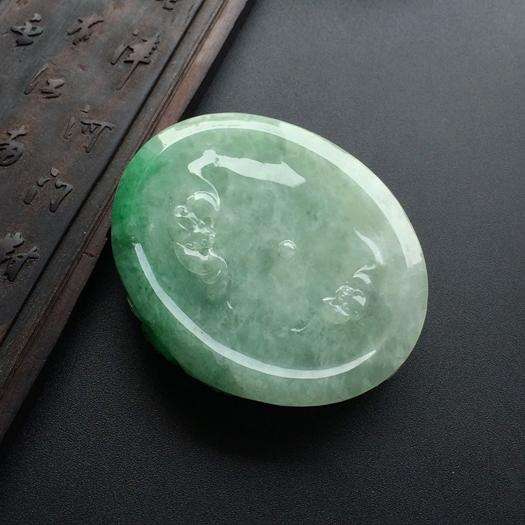 (超值推荐)糯冰种飘翠纳福挂件