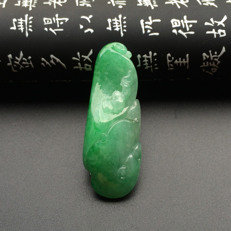 （超值推荐）糯冰种飘翠蝙蝠如意挂件