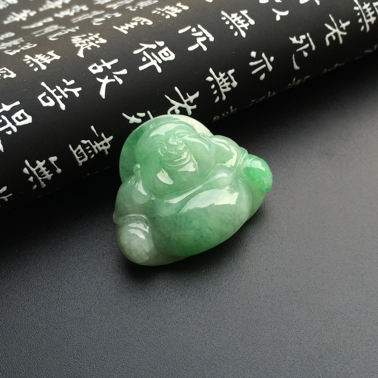 糯冰种豆色玉佛挂件