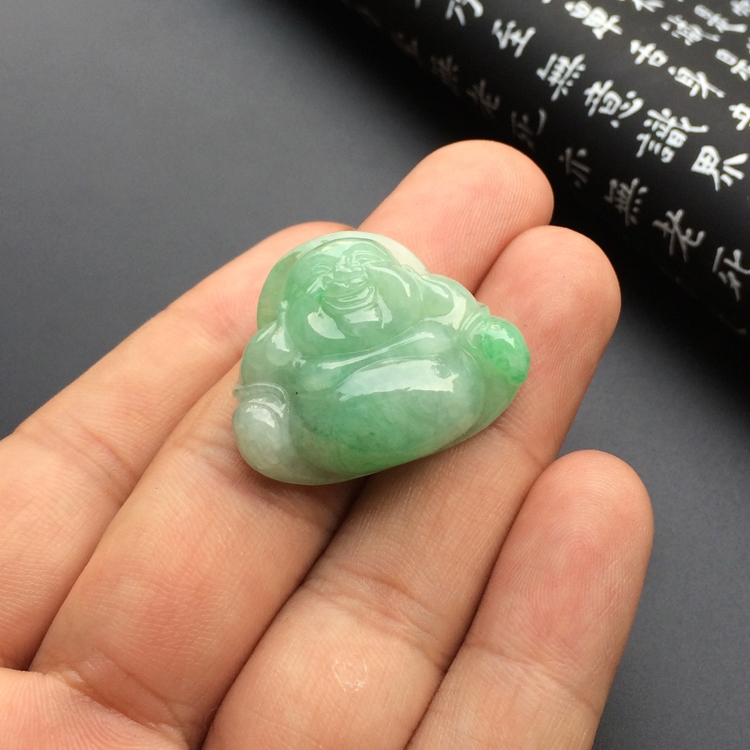 糯冰种豆色玉佛挂件
