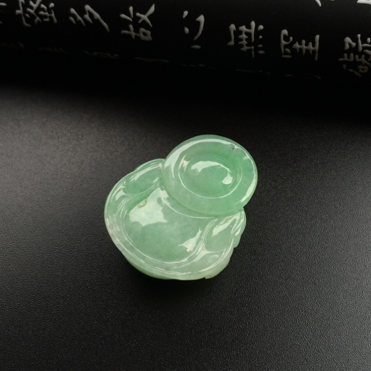（一口价扫货）糯冰种略飘翠玉佛挂件